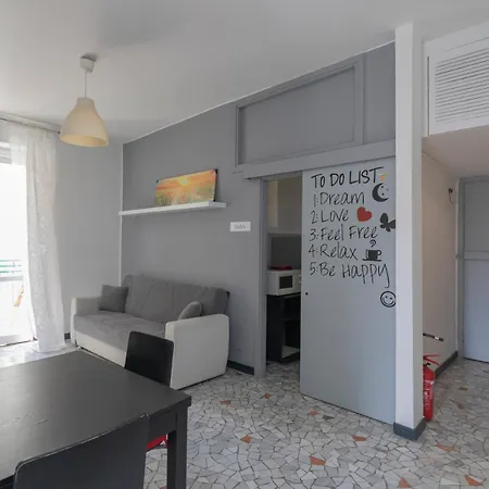 Xenia - 2rooms In Porta Ticinese 97 B Apartamento