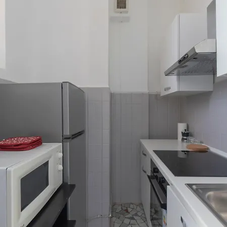 Xenia - 2rooms In Porta Ticinese 97 B * Milán
